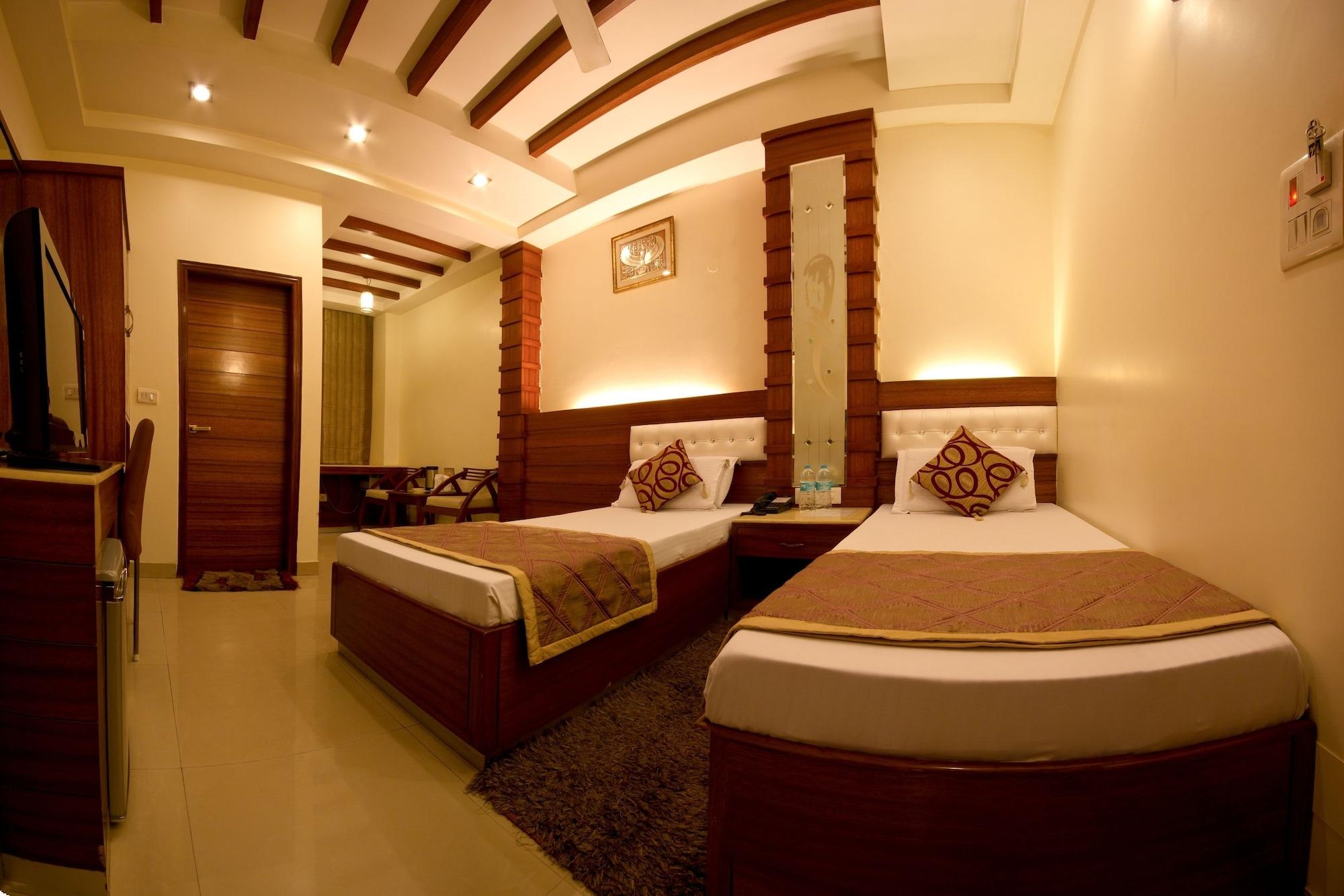 Hotel Aster Inn New Delhi Extérieur photo