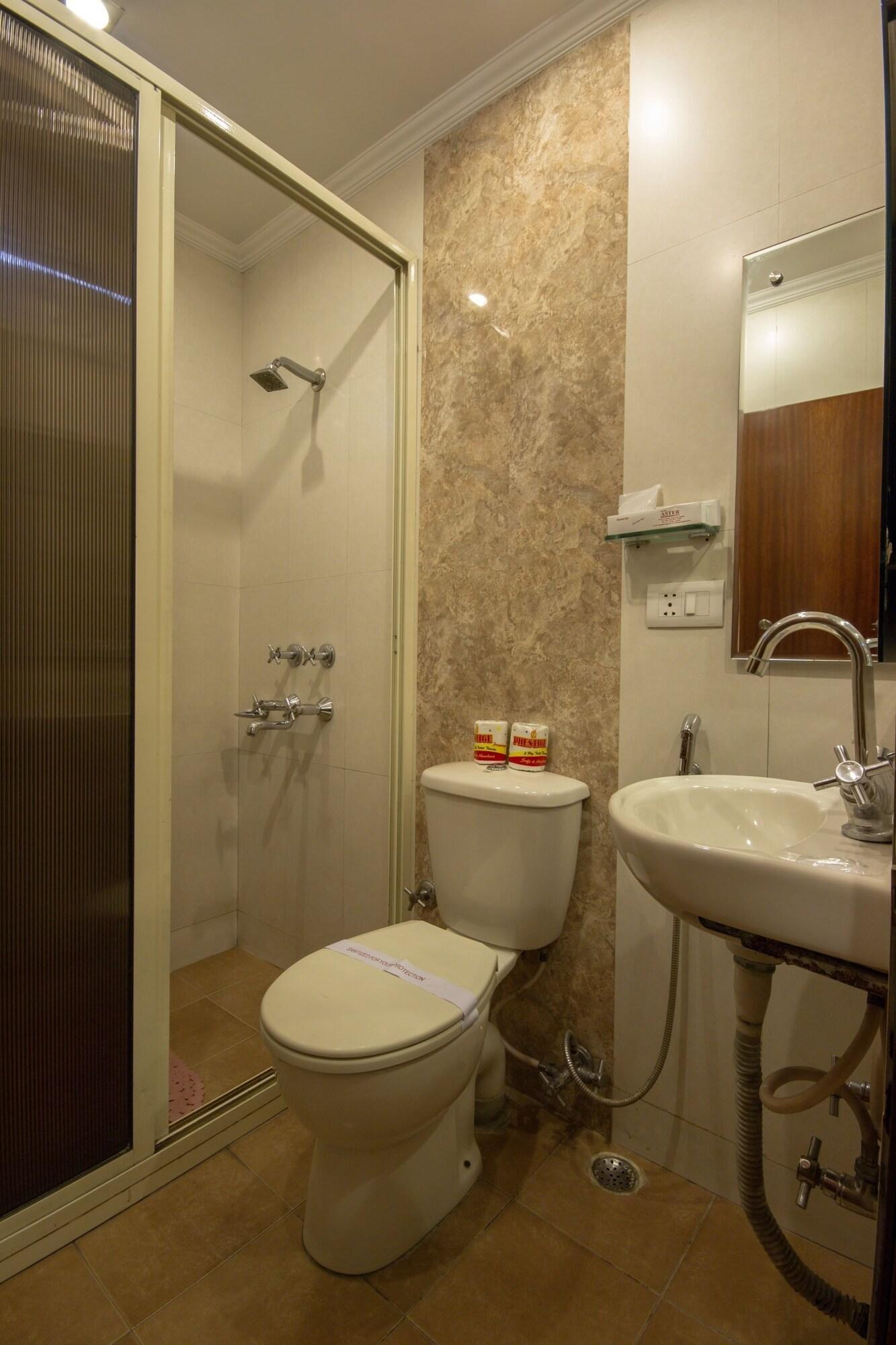 Hotel Aster Inn New Delhi Extérieur photo