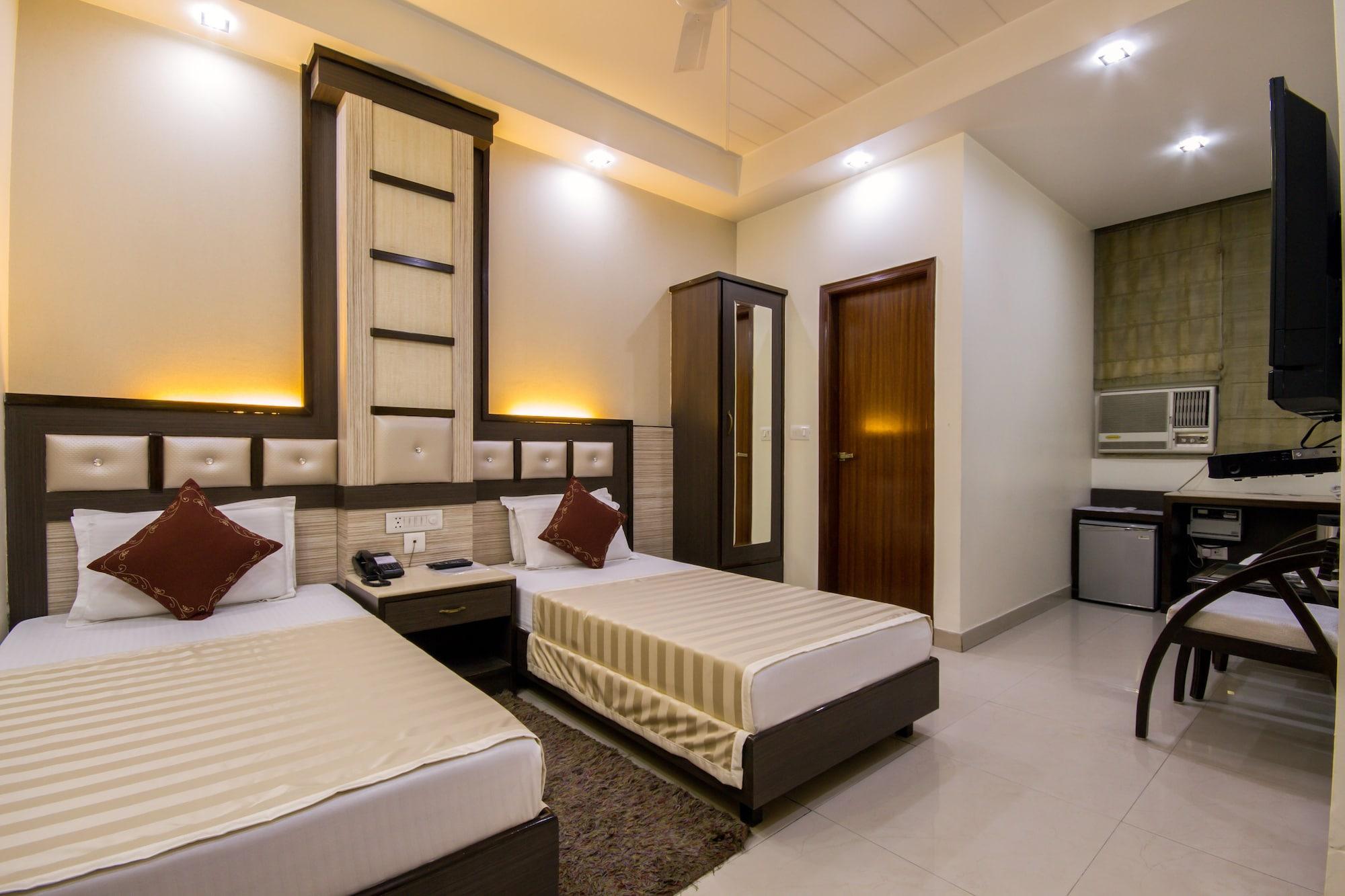 Hotel Aster Inn New Delhi Extérieur photo