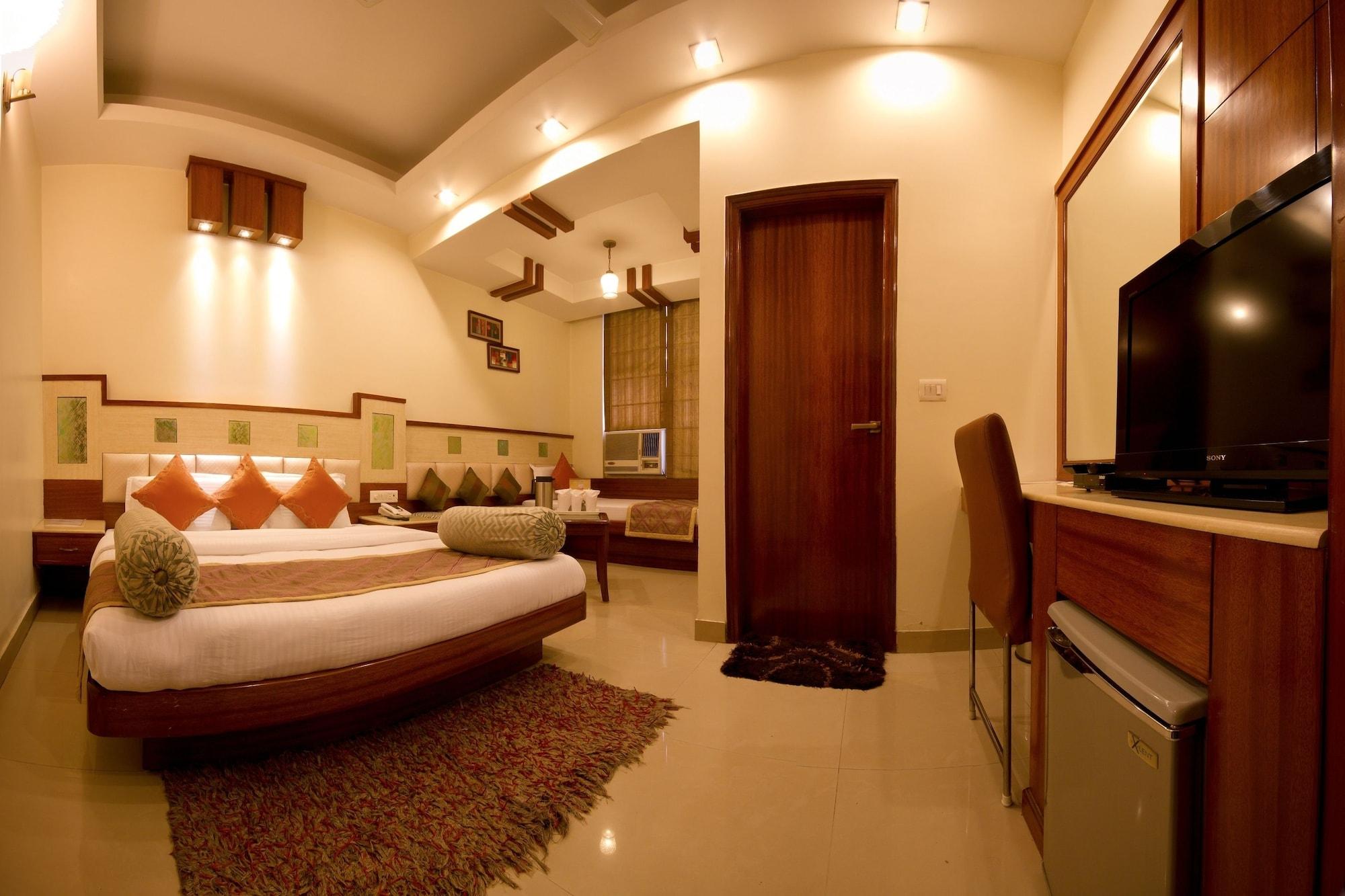 Hotel Aster Inn New Delhi Extérieur photo