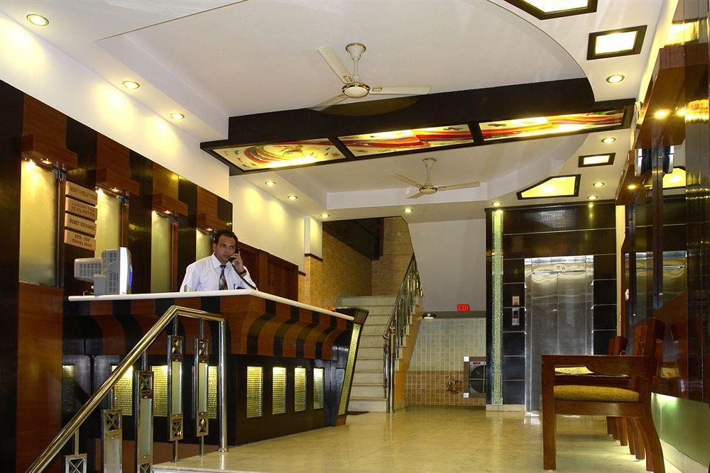 Hotel Aster Inn New Delhi Extérieur photo