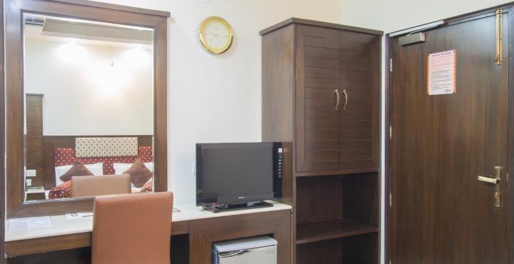 Hotel Aster Inn New Delhi Extérieur photo