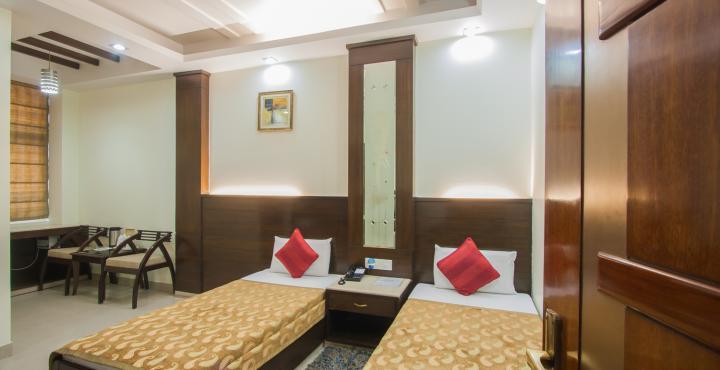 Hotel Aster Inn New Delhi Extérieur photo